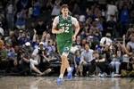 19岁106天！弗拉格首节得分19+ 有数据追踪以来NBA历史最年轻